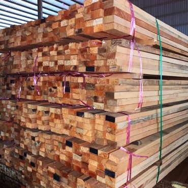 1" x 2" x 8' Meranti Timber (Construction Grade/Formwork) (400pcs/Bundle)